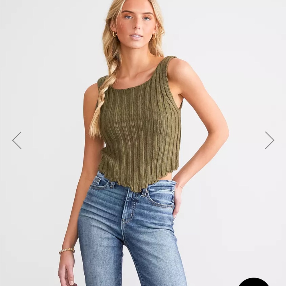 Top from buckle